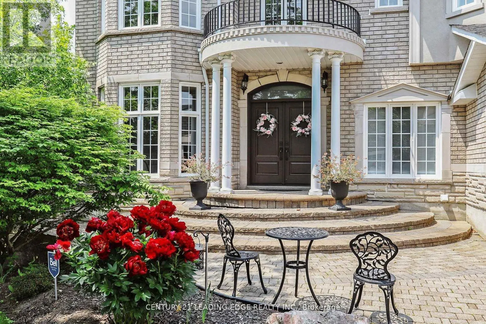 10 ROBERSON DRIVE