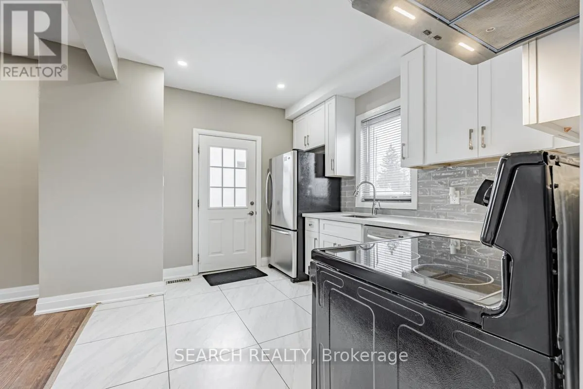 201 RITSON ROAD S