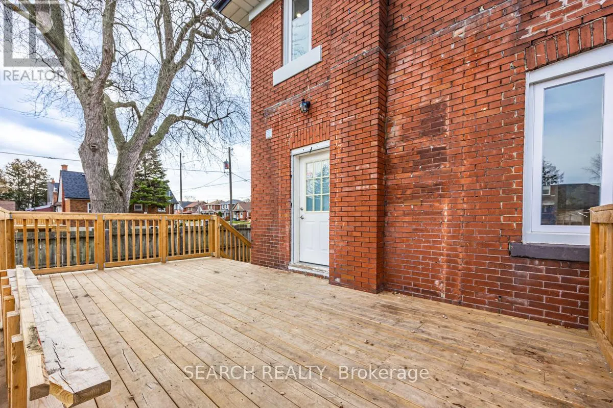 201 RITSON ROAD S