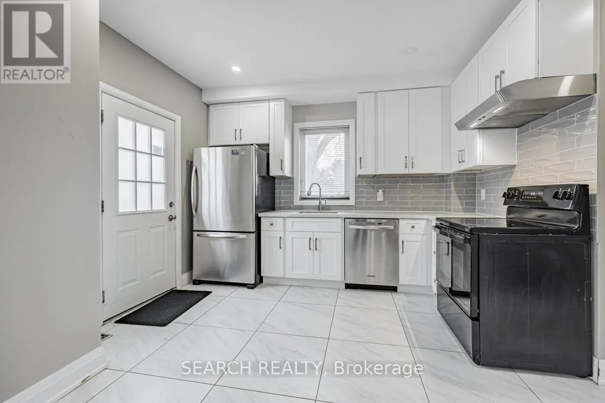 201 RITSON ROAD S