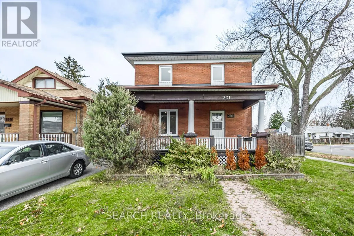 201 RITSON ROAD S