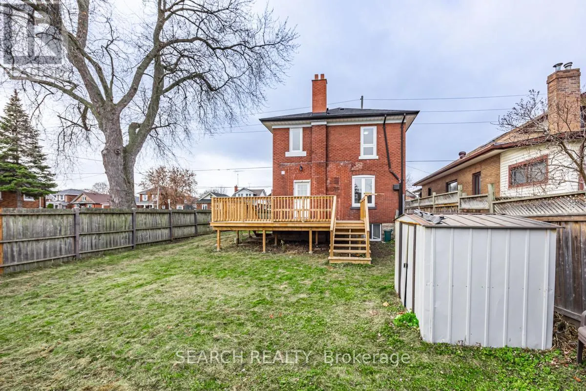 201 RITSON ROAD S