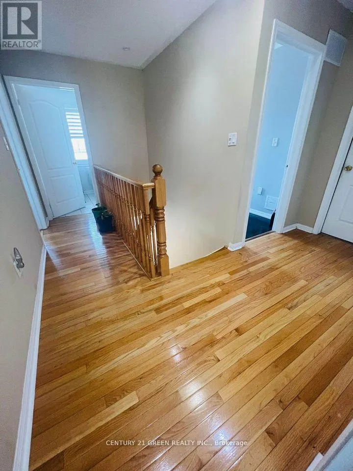 (MAIN) - 98 MUSKOX DRIVE