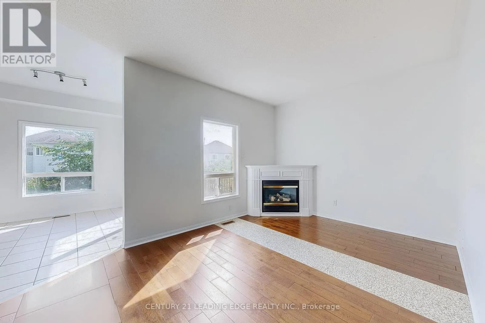 17 PITFIELD AVENUE