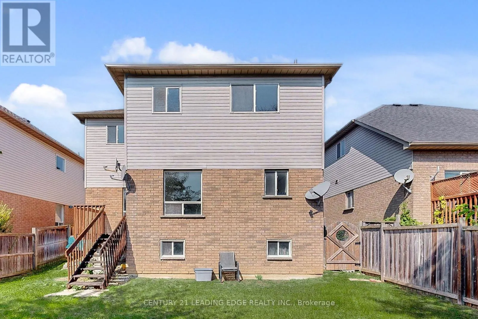 17 PITFIELD AVENUE