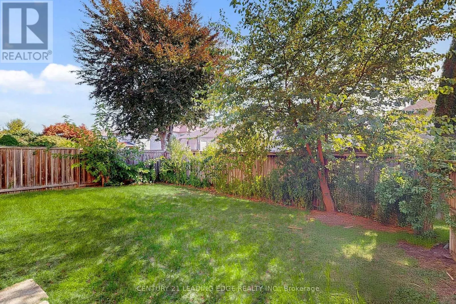 17 PITFIELD AVENUE