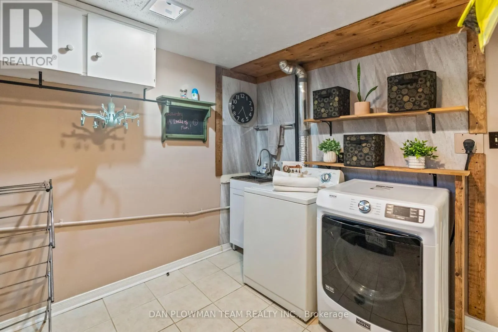 123 GUTHRIE CRESCENT