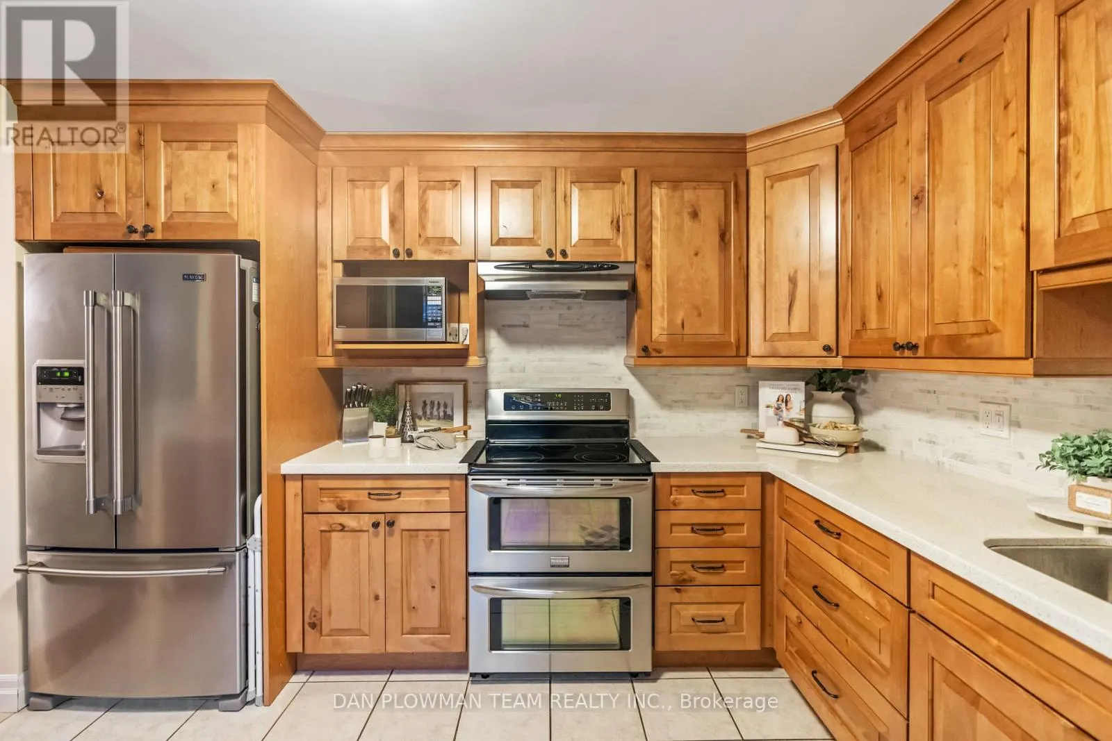 123 GUTHRIE CRESCENT