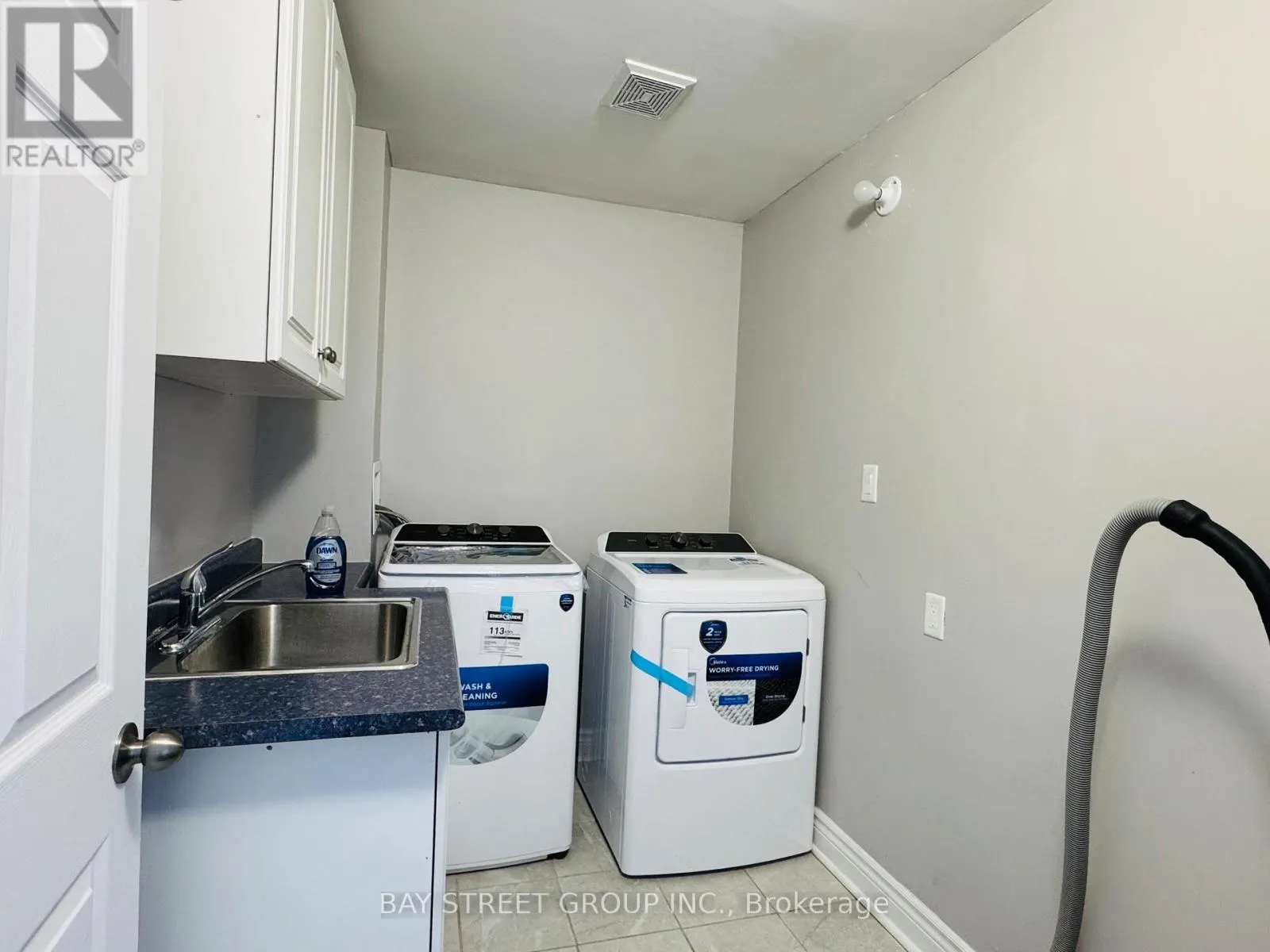 1 - 1448 OUTLET DRIVE