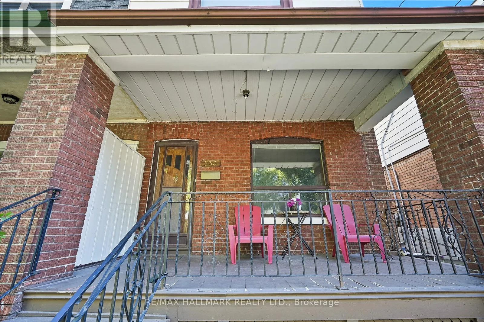 533 MILVERTON BOULEVARD