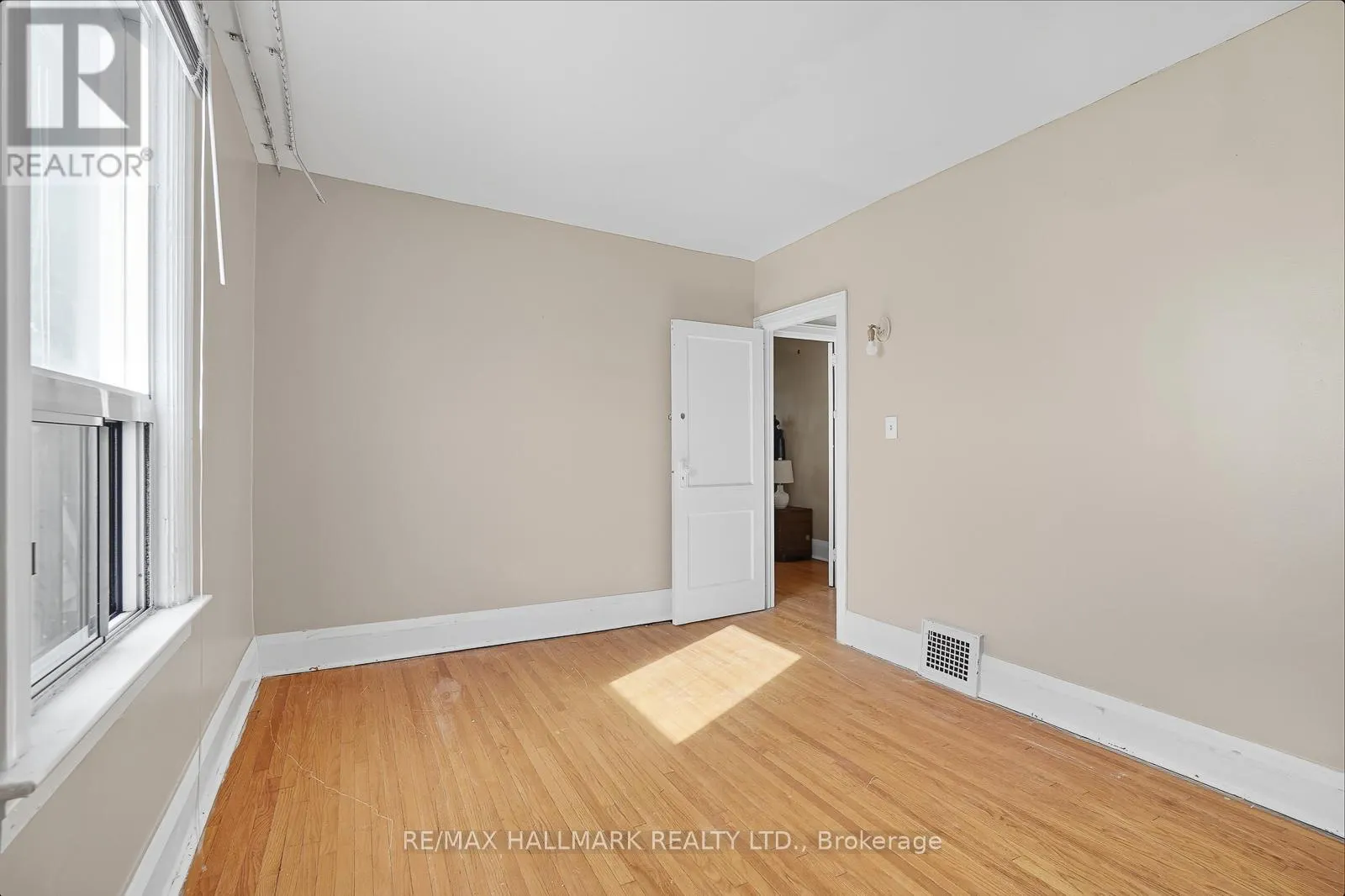 533 MILVERTON BOULEVARD
