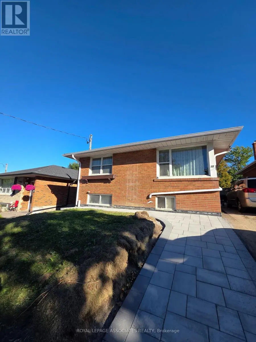 33 KILBRIDE ROAD