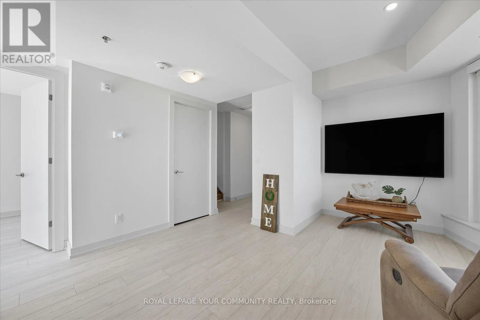 1008 - 90 GLEN EVEREST ROAD