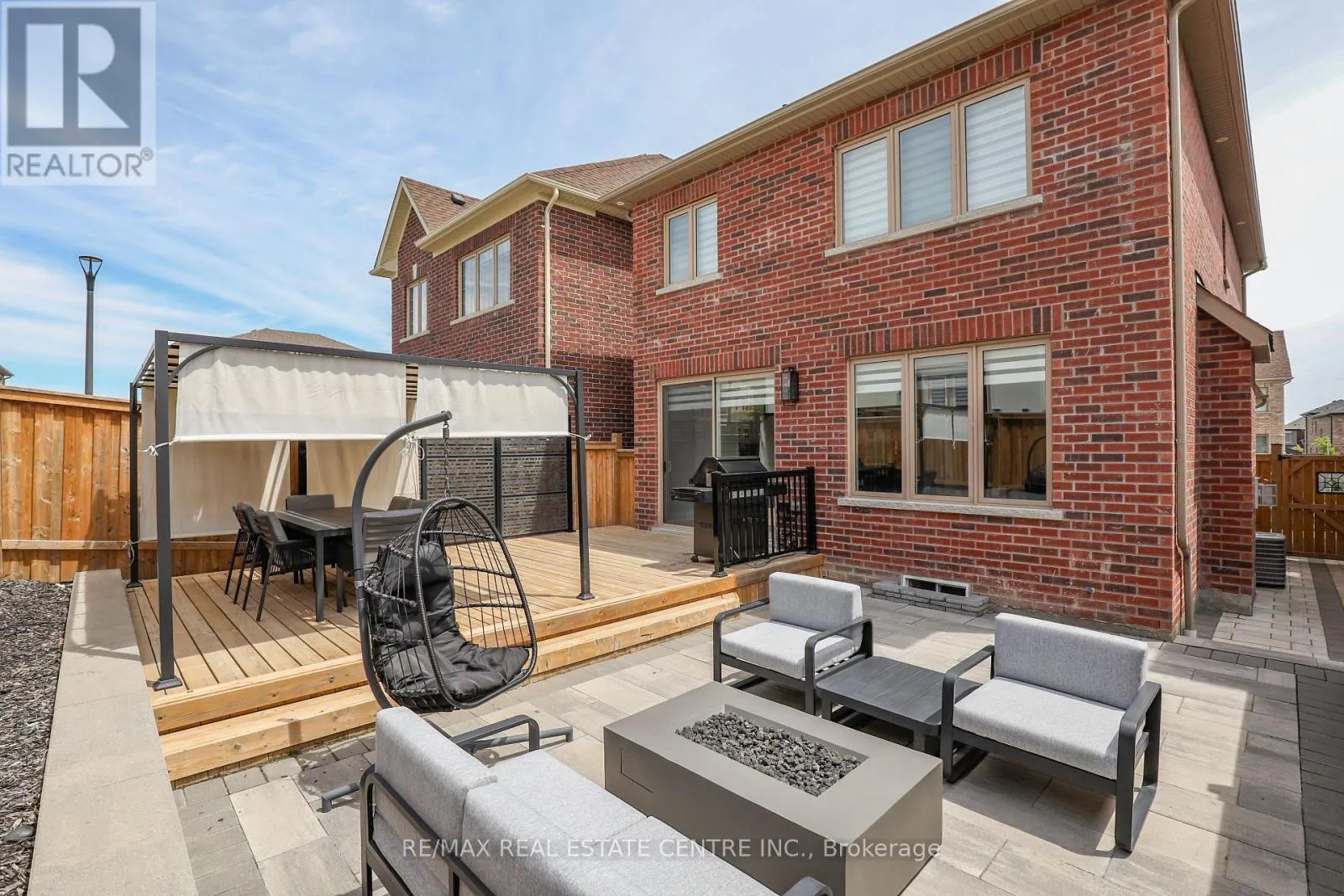 1004 KINGPEAK CRESCENT