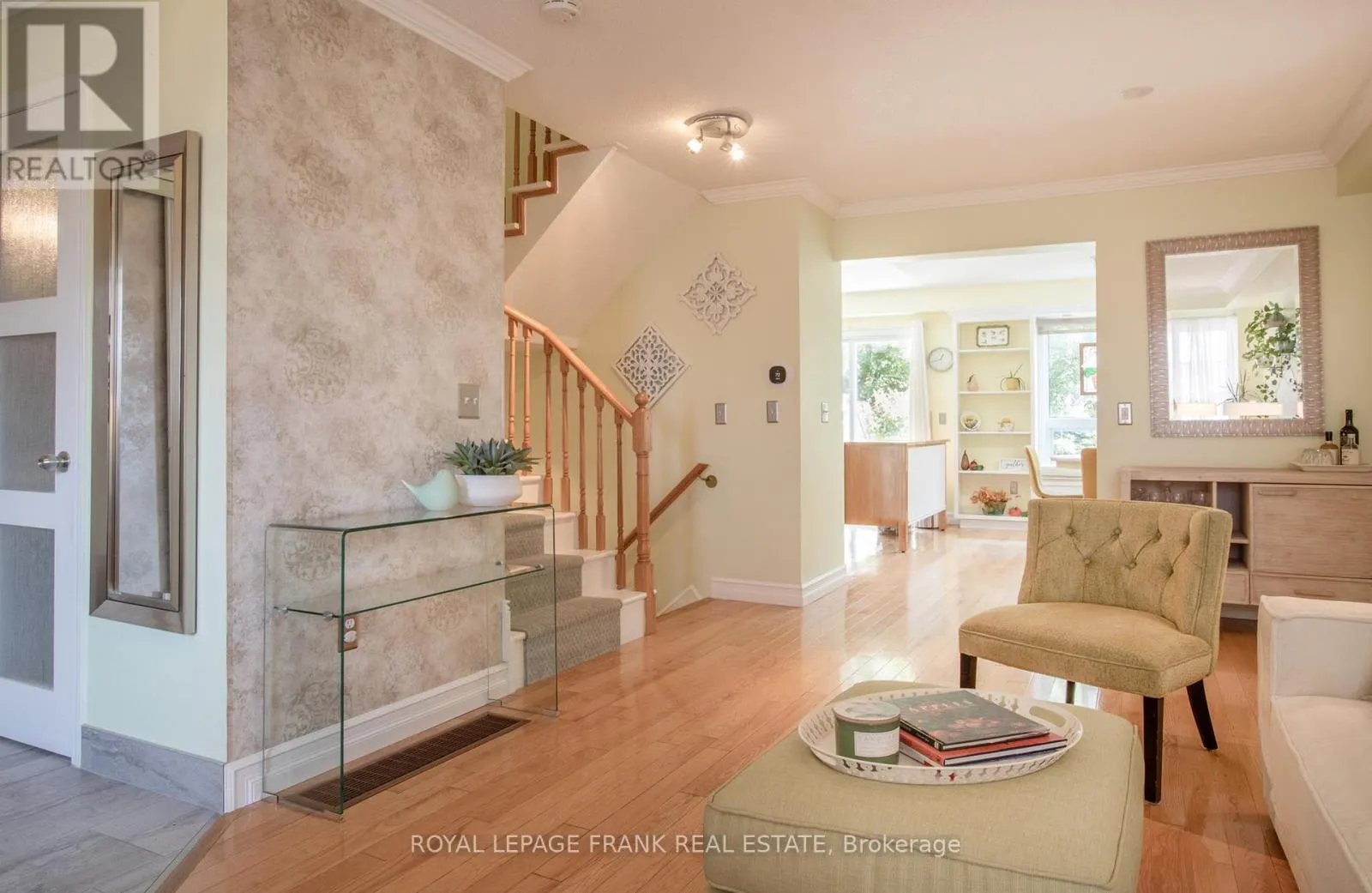 36 GREENGROVE WAY