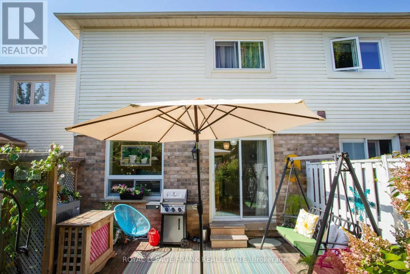 36 GREENGROVE WAY