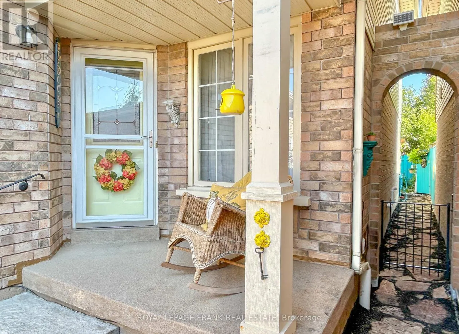 36 GREENGROVE WAY