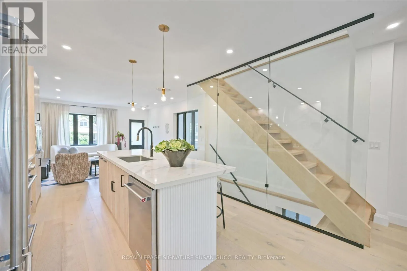 238 COLERIDGE AVENUE