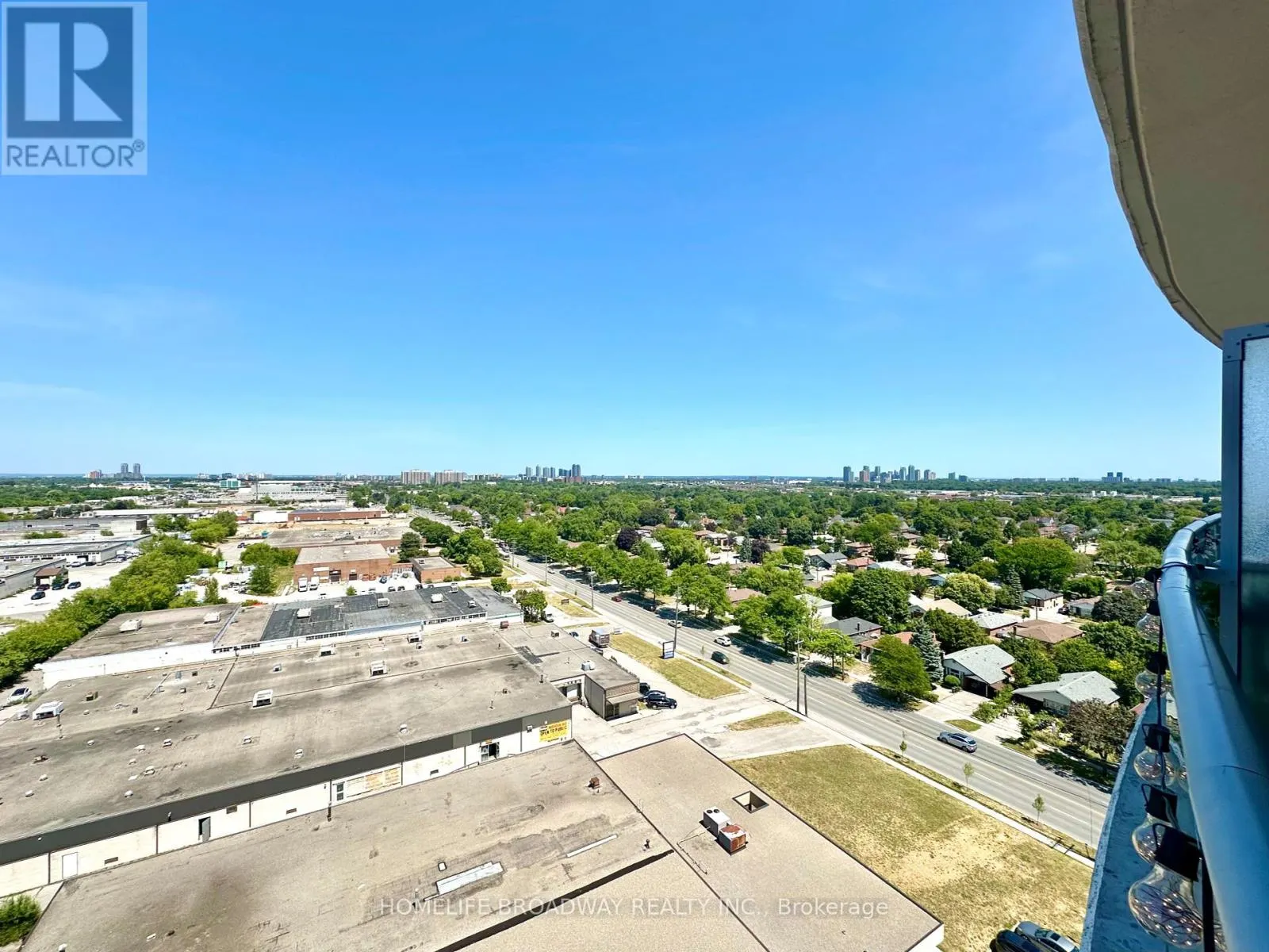 1604 - 1328 BIRCHMOUNT ROAD