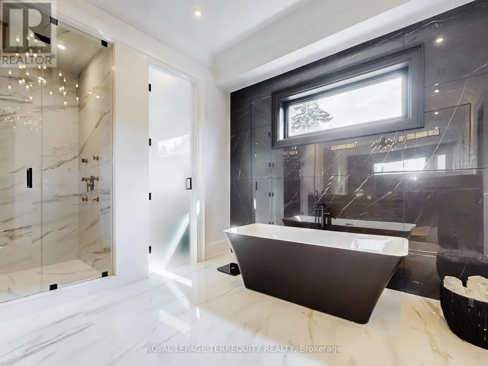 1408 ROUGEMOUNT DRIVE