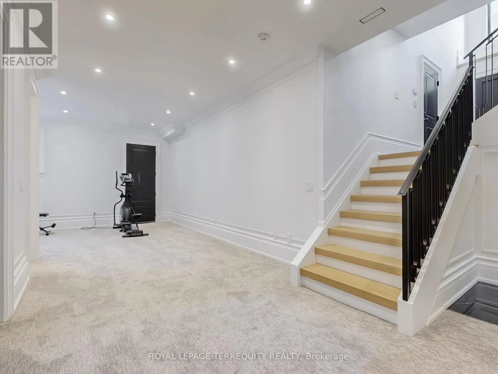 1408 ROUGEMOUNT DRIVE