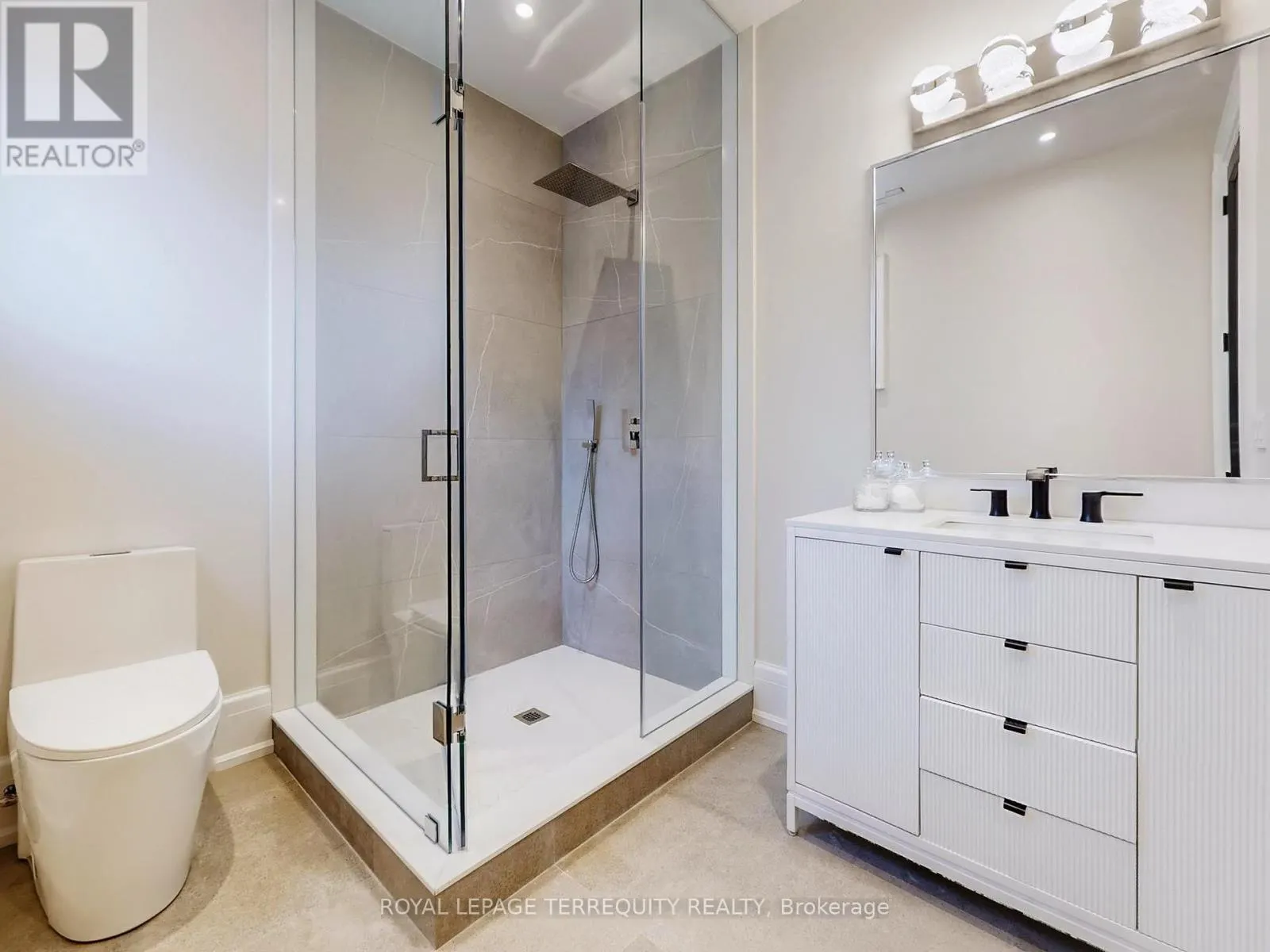 1408 ROUGEMOUNT DRIVE