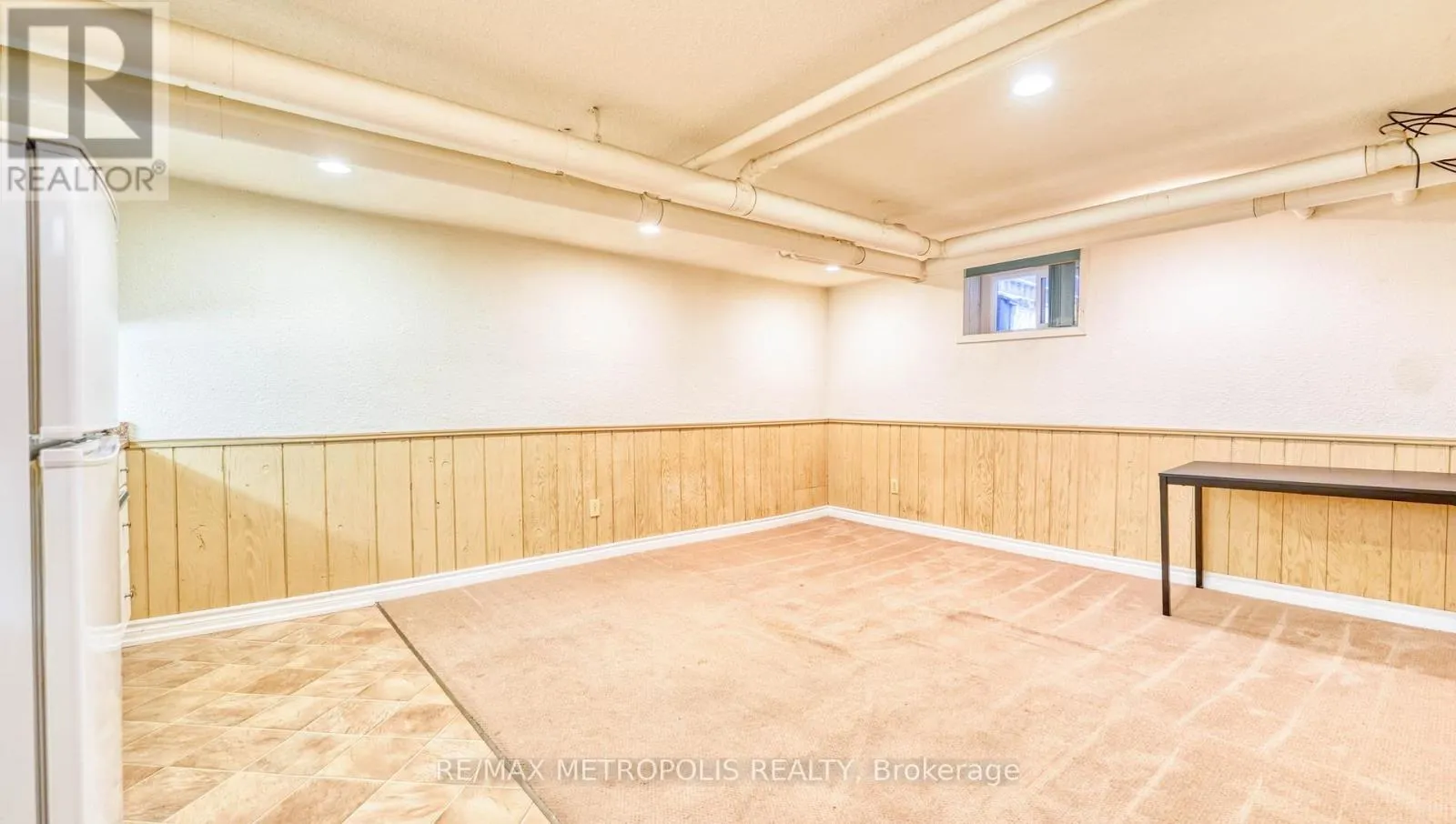 BASEMENT #6 - 1110 SIMCOE STREET S