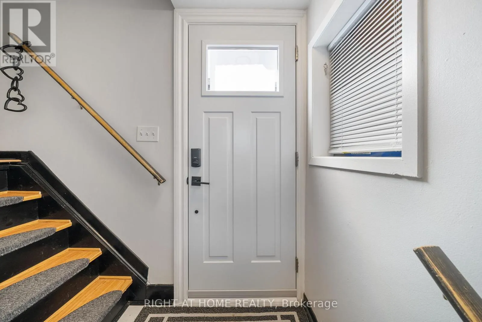 739 ALBERT STREET