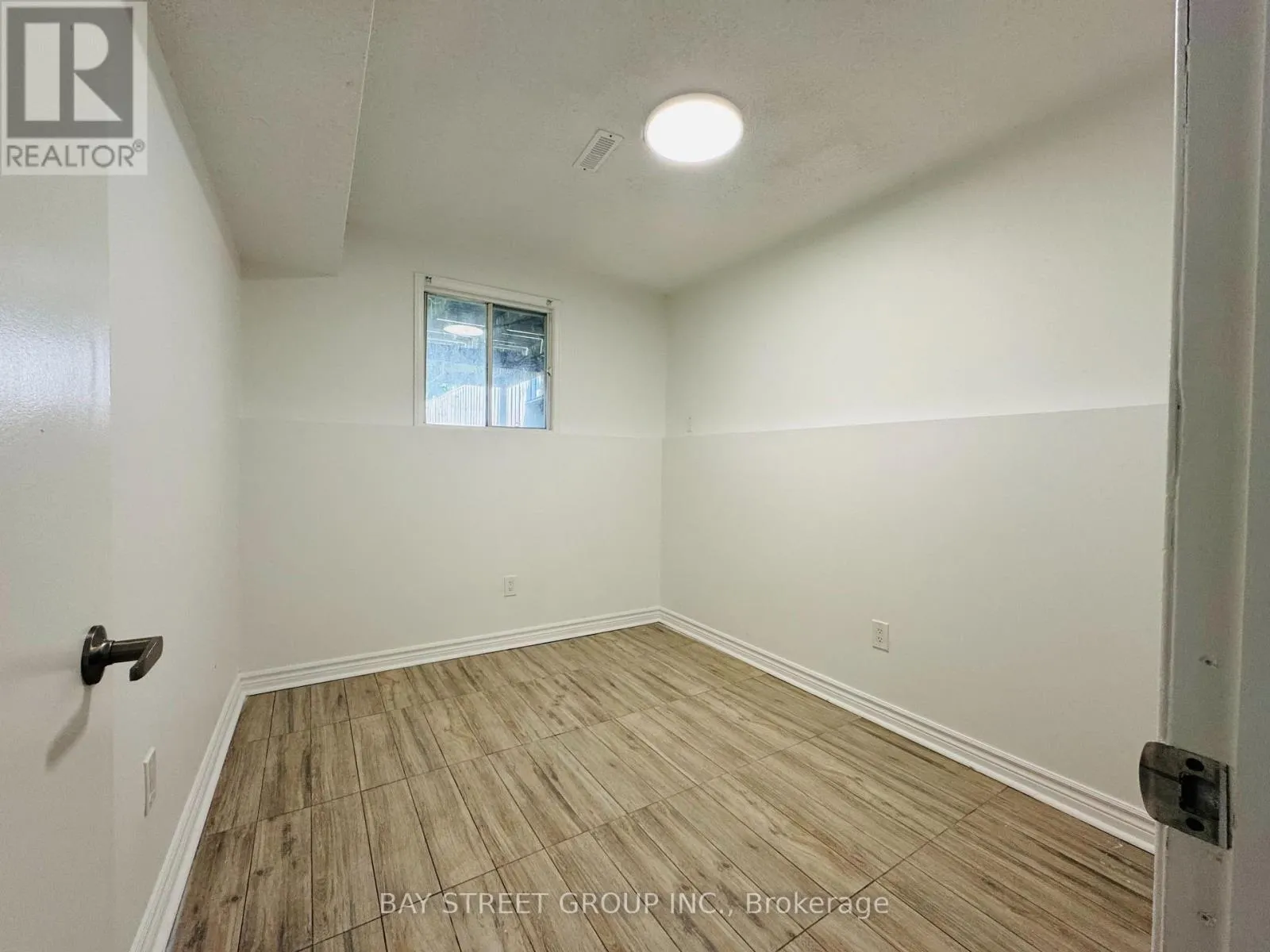 2 - 1448 OUTLET DRIVE