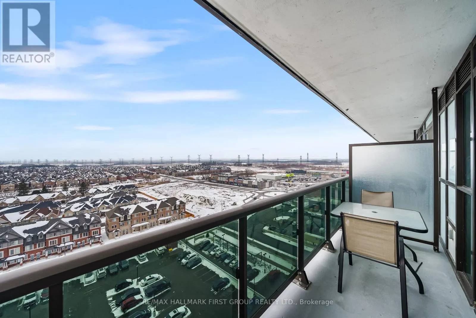 1220 - 2550 SIMCOE STREET N