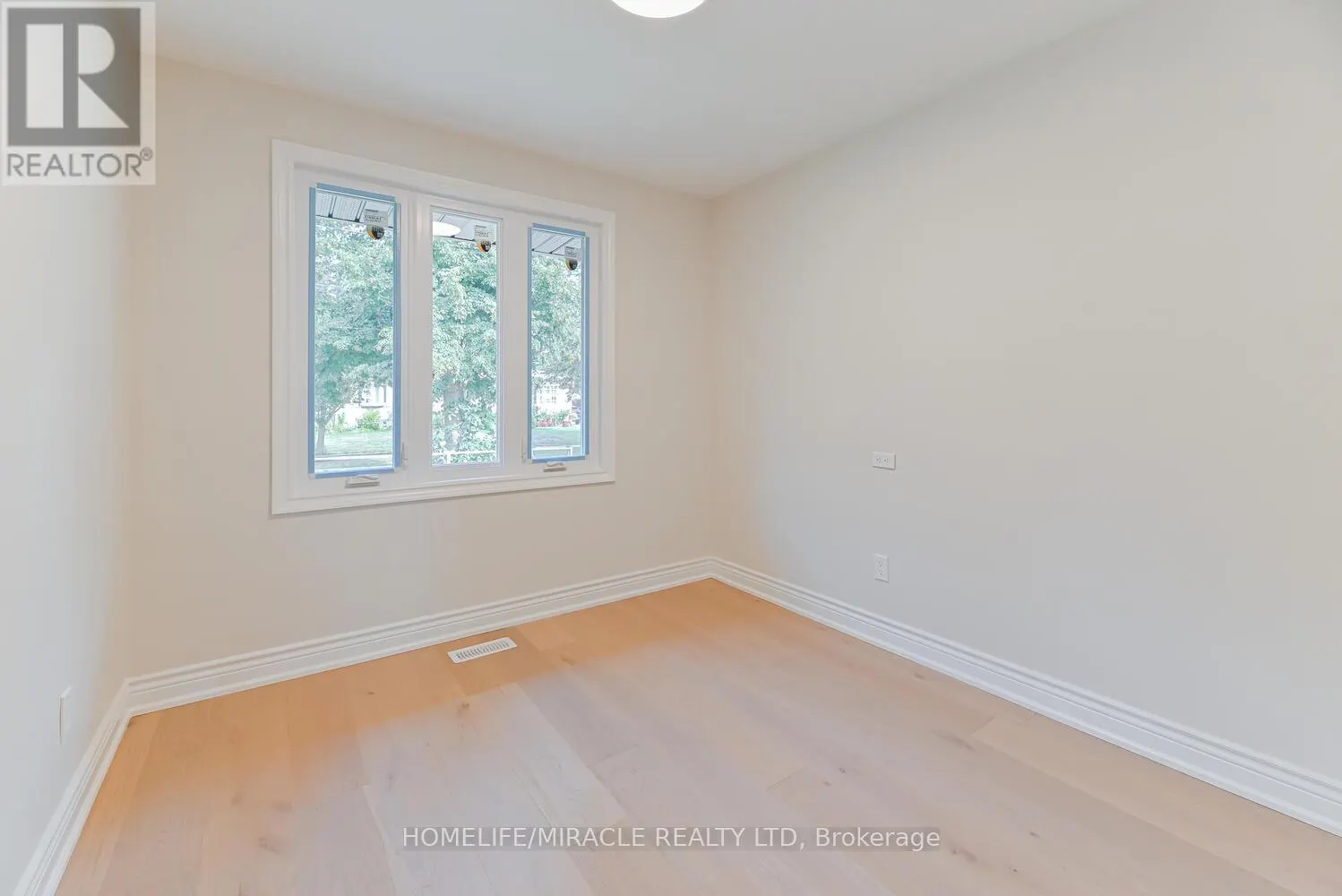 46 FLINTWICK DRIVE