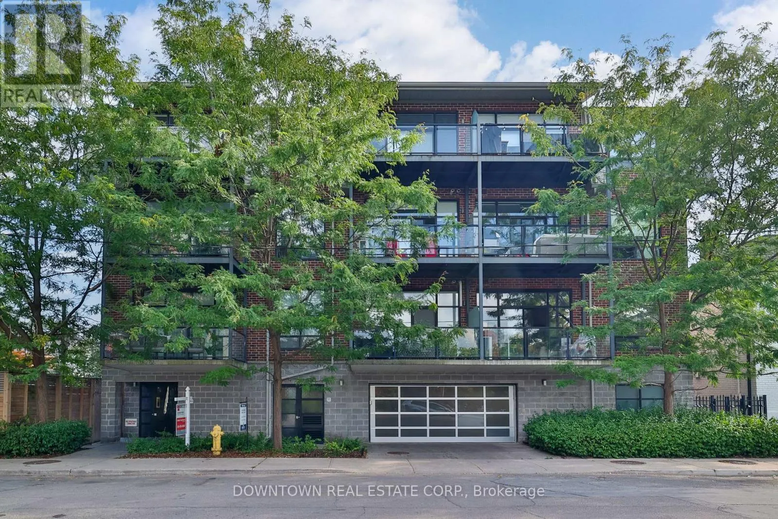 404 - 53 COLGATE AVENUE