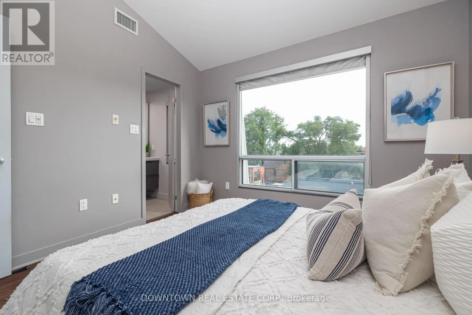 404 - 53 COLGATE AVENUE