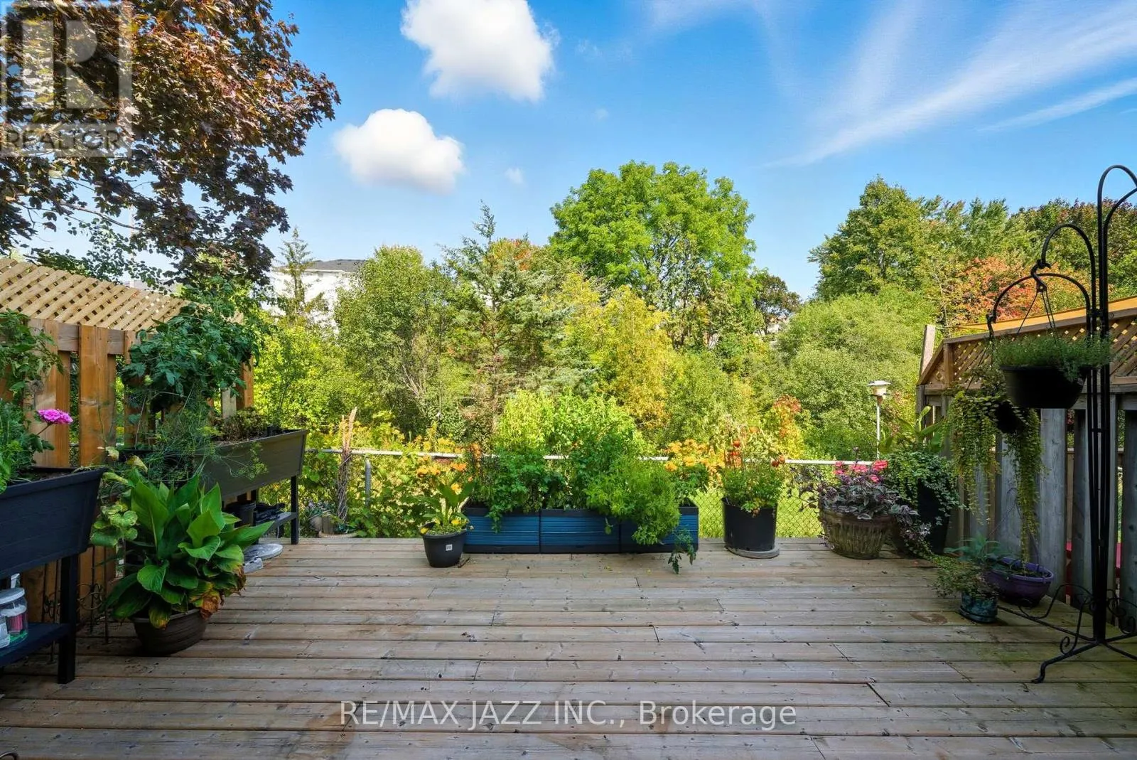 34 - 811 WILSON ROAD N, #34