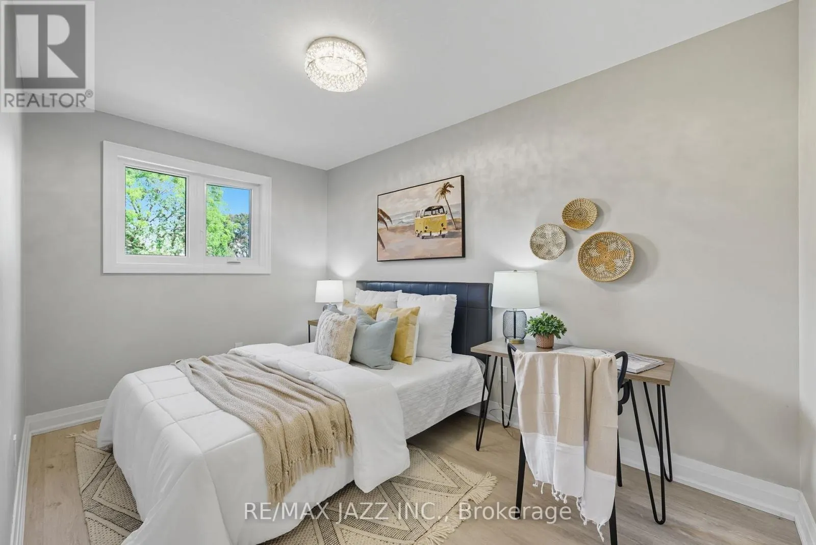 34 - 811 WILSON ROAD N, #34