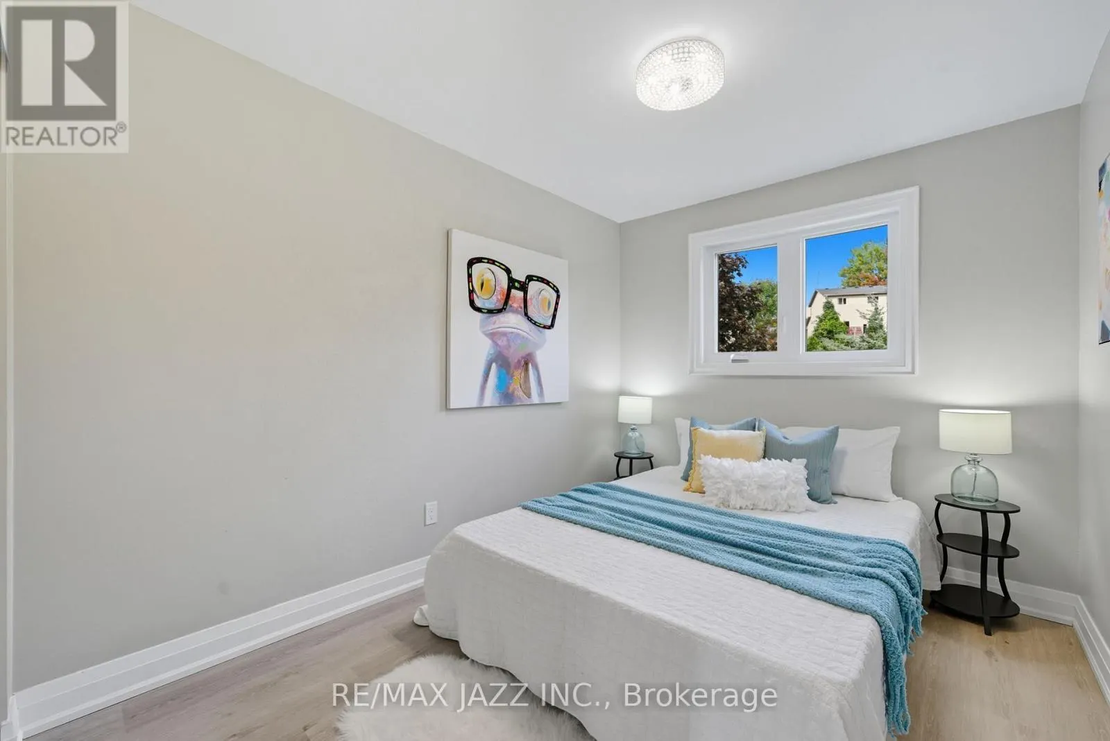 34 - 811 WILSON ROAD N, #34