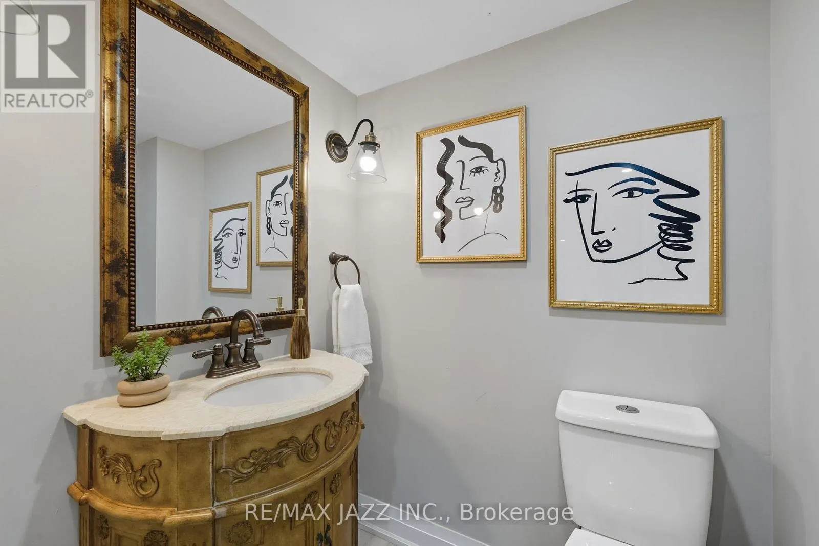 34 - 811 WILSON ROAD N, #34