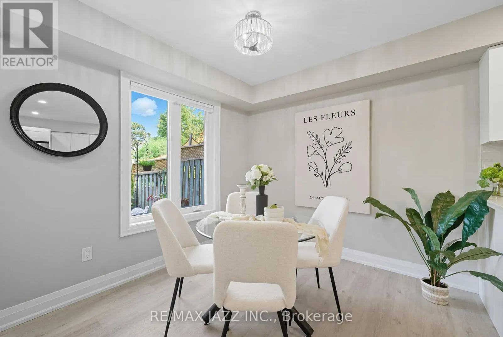 34 - 811 WILSON ROAD N, #34