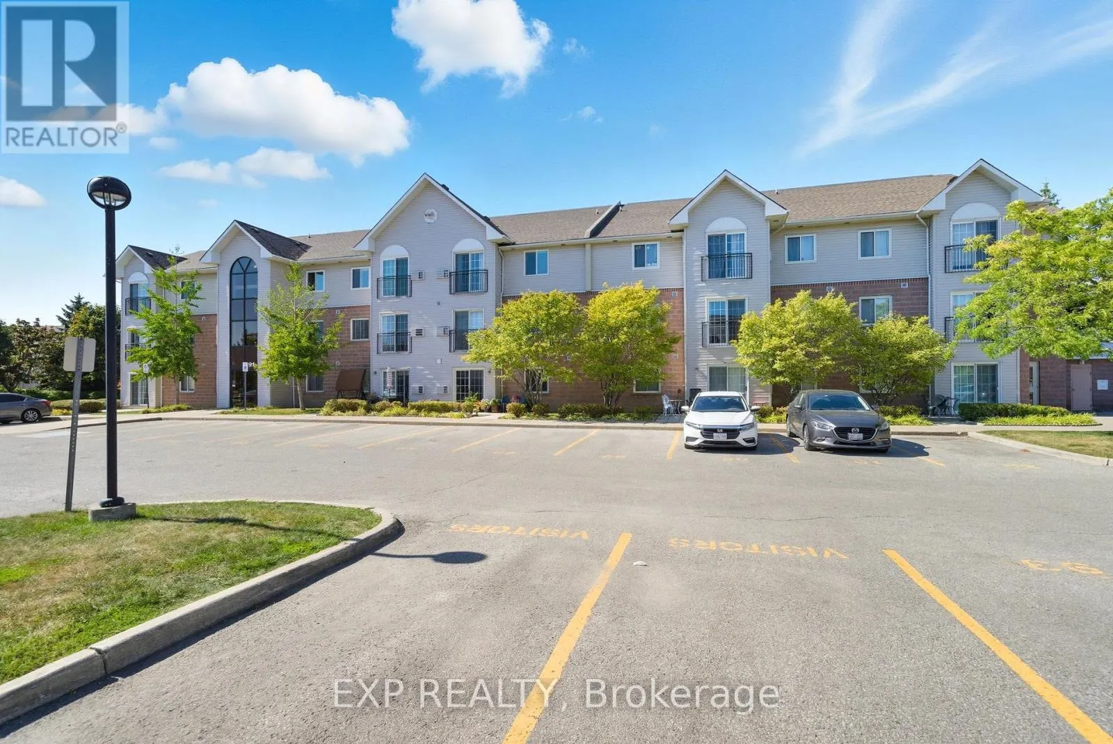 202 - 91 ASPEN SPRINGS DRIVE, #202