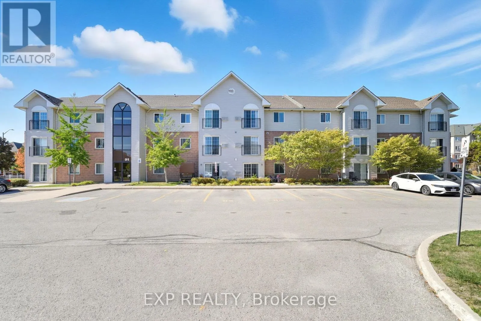 202 - 91 ASPEN SPRINGS DRIVE, #202