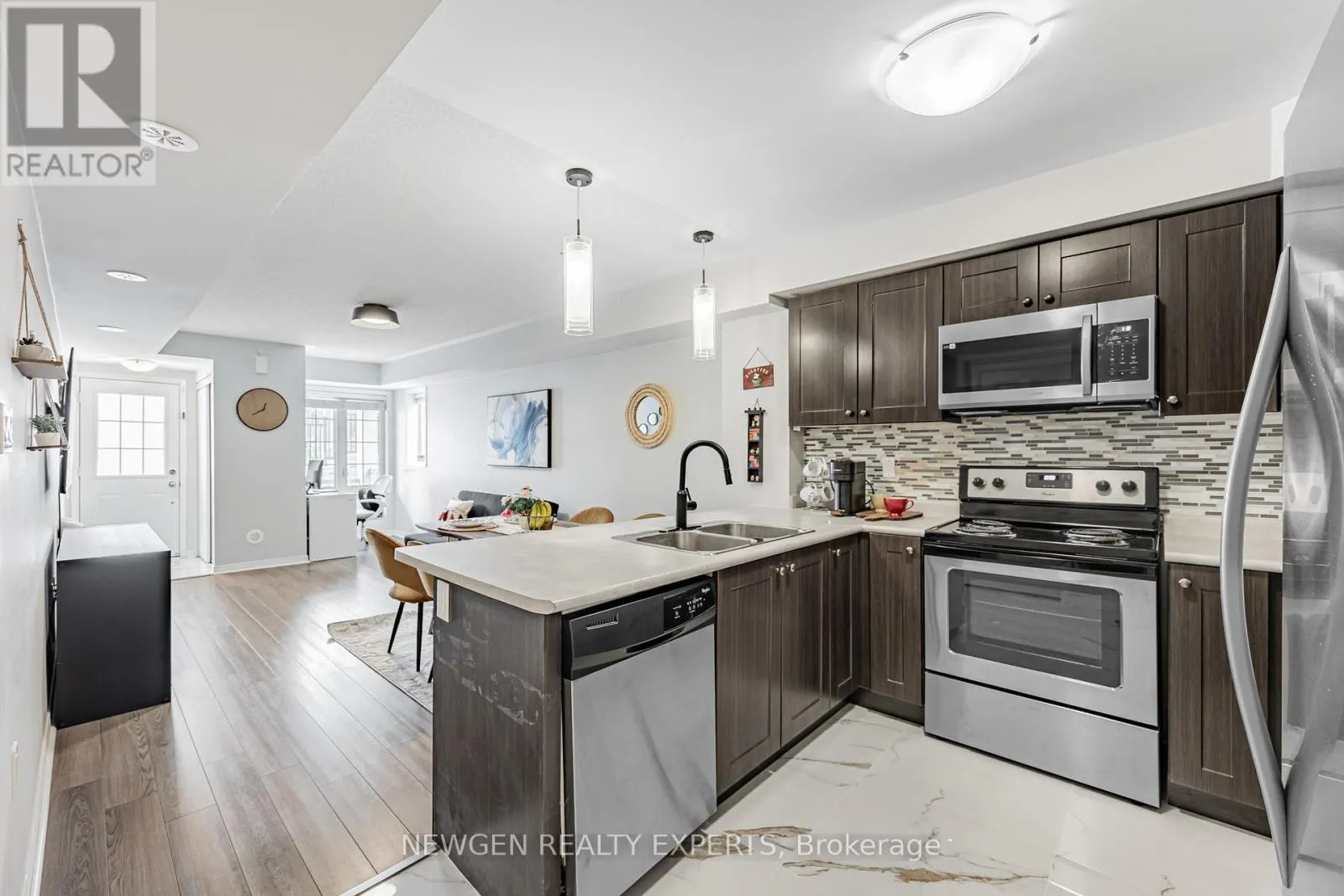 82 ABELA LANE