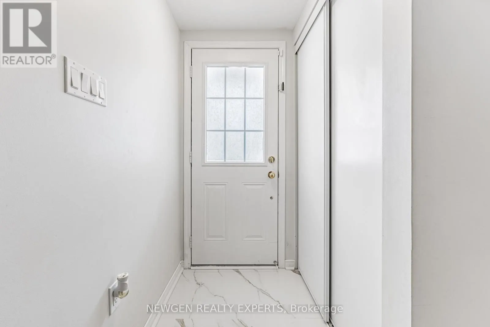 82 ABELA LANE