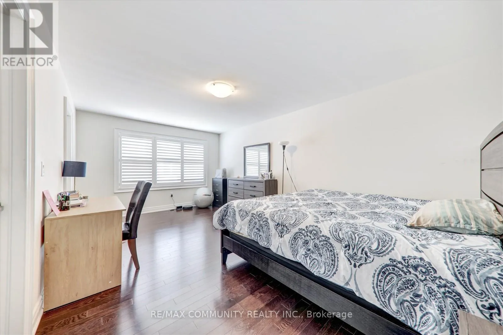 1034 PELICAN TRAIL