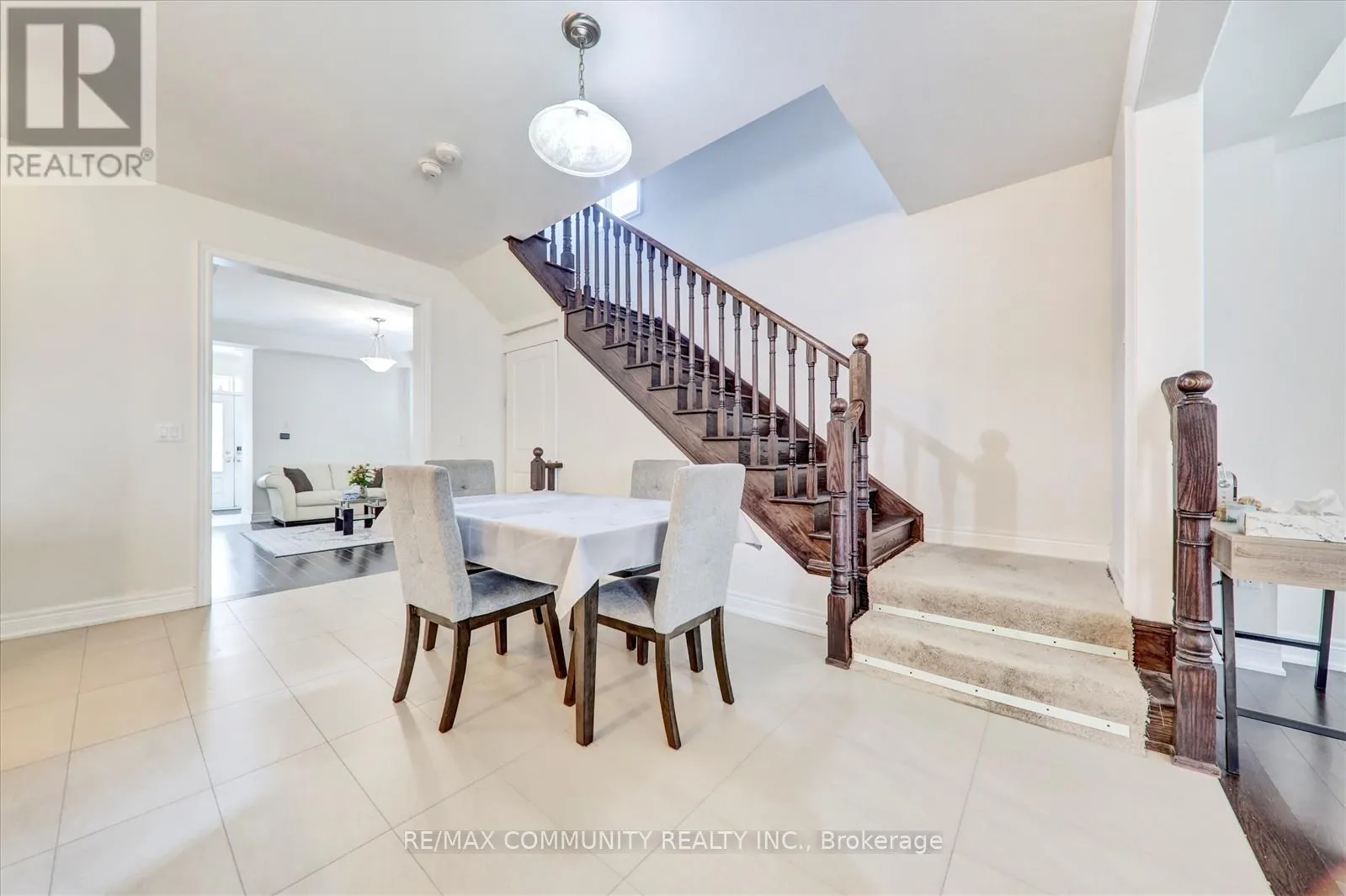 1034 PELICAN TRAIL