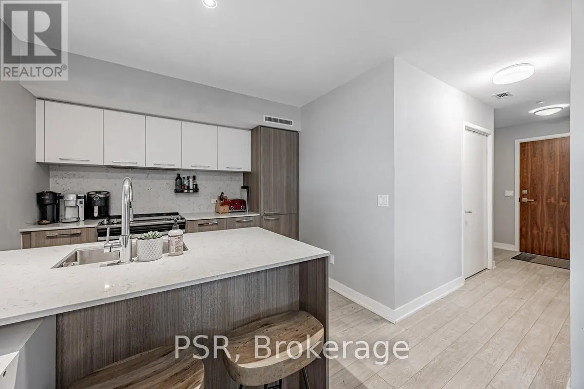 619 - 15 BASEBALL PLACE, #619