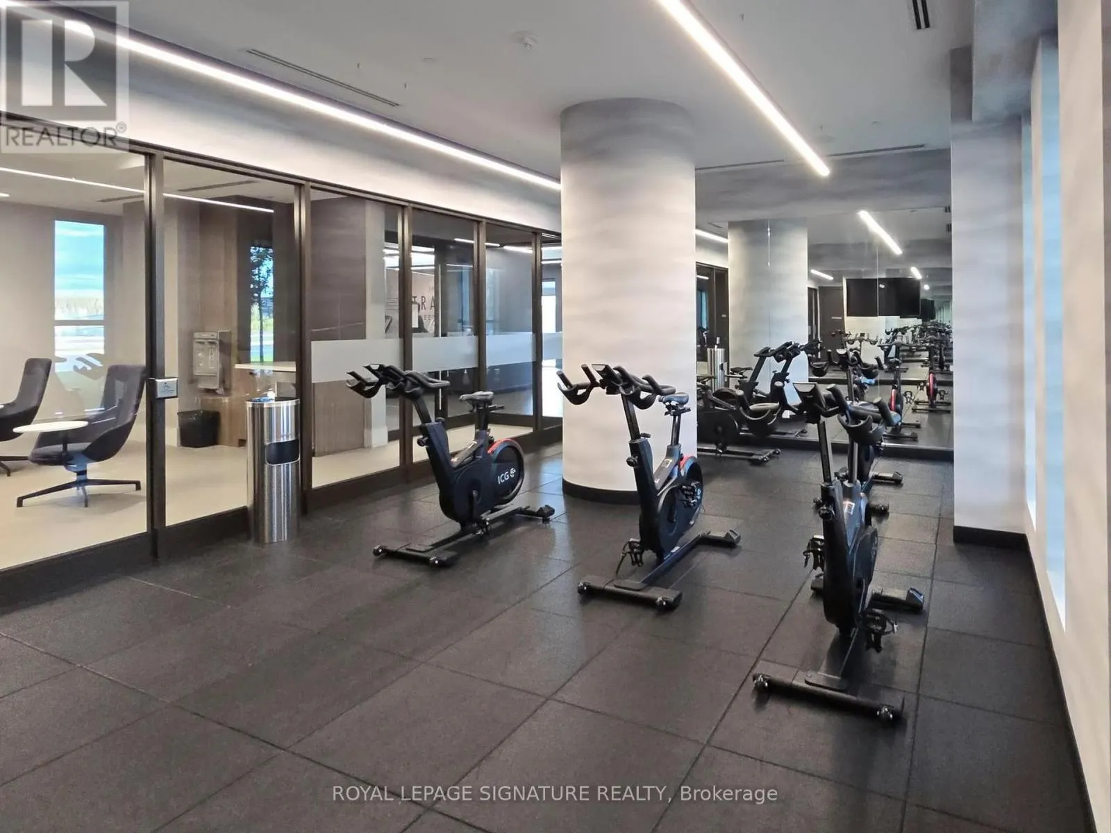 1103 - 2550 SIMCOE STREET N