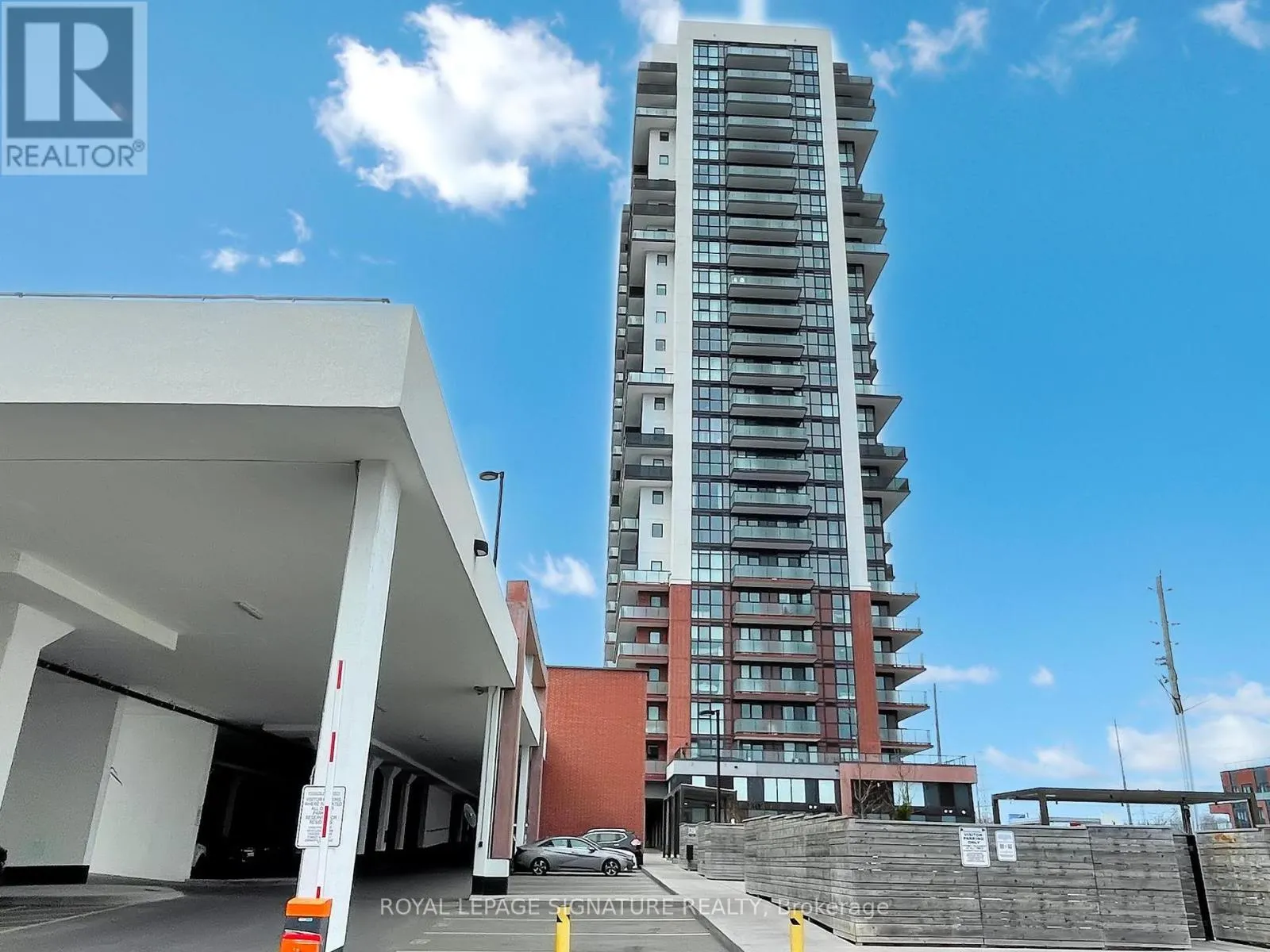 1103 - 2550 SIMCOE STREET N