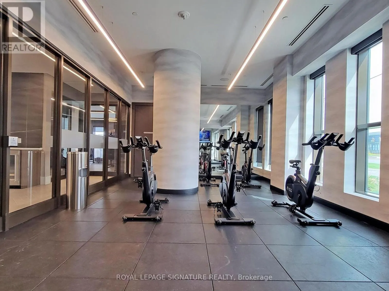 1103 - 2550 SIMCOE STREET N