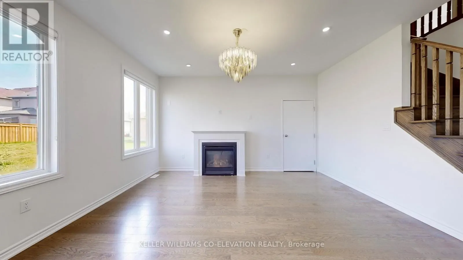2592 STALLION DRIVE