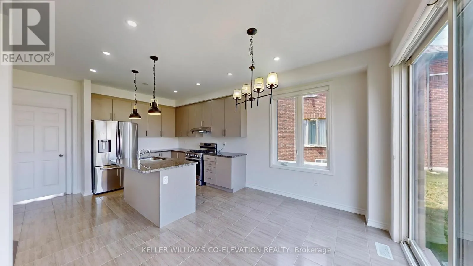 2592 STALLION DRIVE